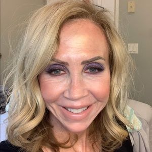 Meet your Posher, Theresa